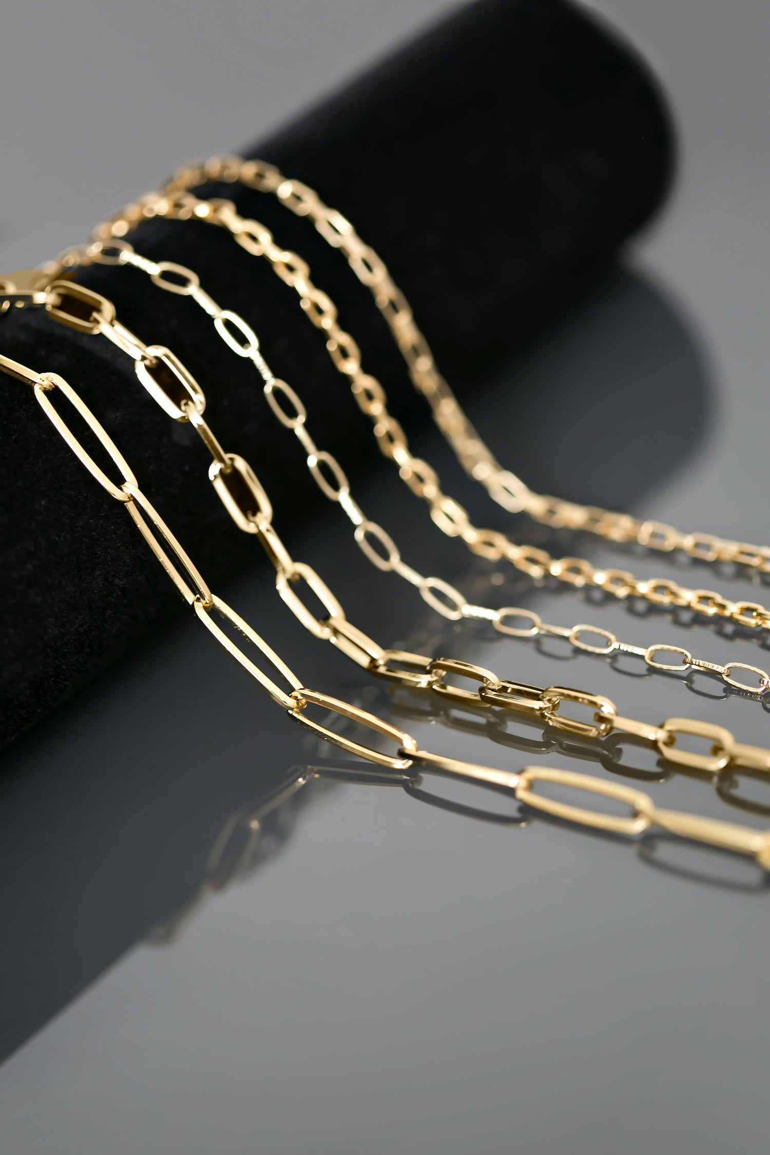 18K Gold Necklaces